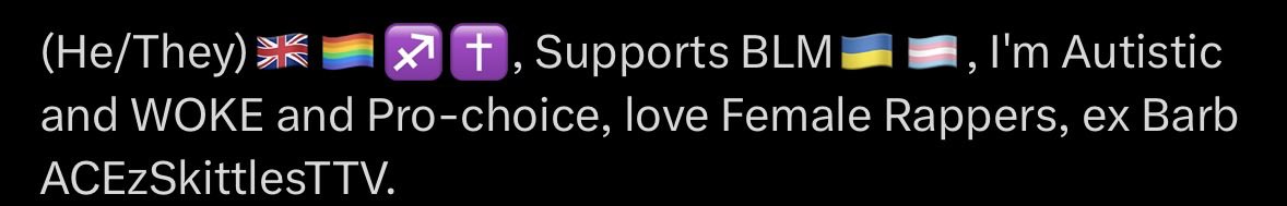 ___DXTR___'s tweet photo. @AlexPride_RBLX @DramaAlert HAHAHHAAHAHAHAH biggest fagott https://t.co/VCQbNGccxC