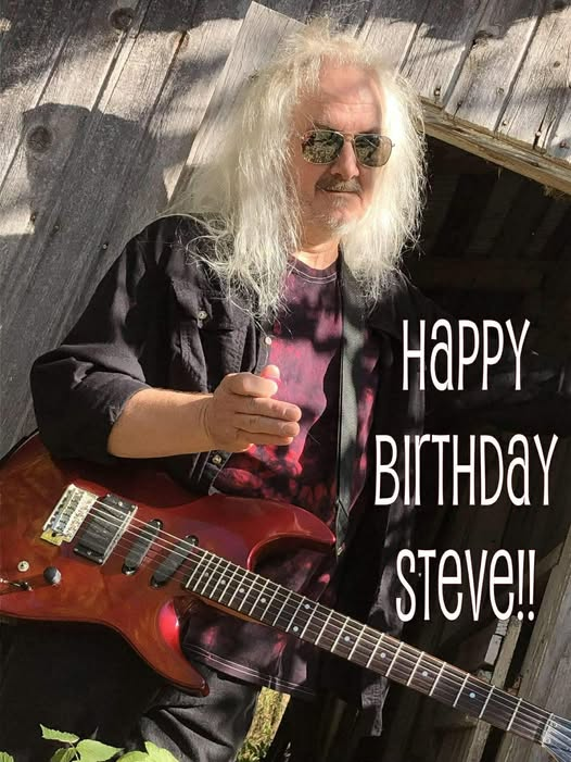 CranberryMerch2's tweet image. HAPPY BIRTHDAY, STEVE!!!! 🥳🎶🎈🎂
Please join us in wishing The Cranberry Merchants' guitarist/bassist, Steve a VERY HAPPY BIRTHDAY!  The most awesome spouse &amp;amp; rockin' bandmate that anyone could ever wish for!!! 

#happybirthday #showsomelove #birthdayboy #keepbuildingthescene