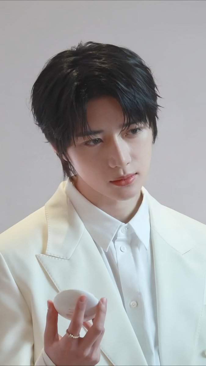 txt's thursday child 🍰 tweet media