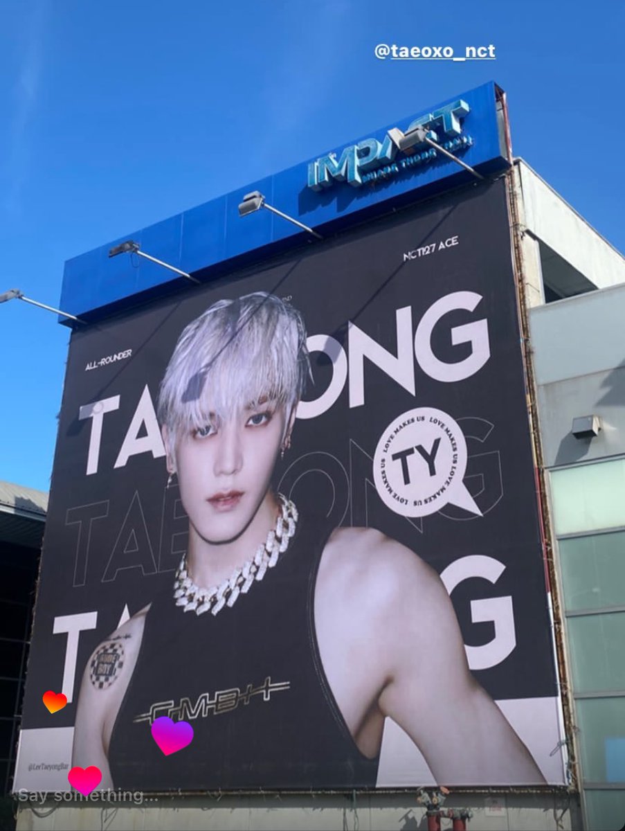 4 ปีที่แล้วป้ายก็เริ่ด ปีนี้ก็เริ่ดๆๆๆ เริ่ดทุกปี