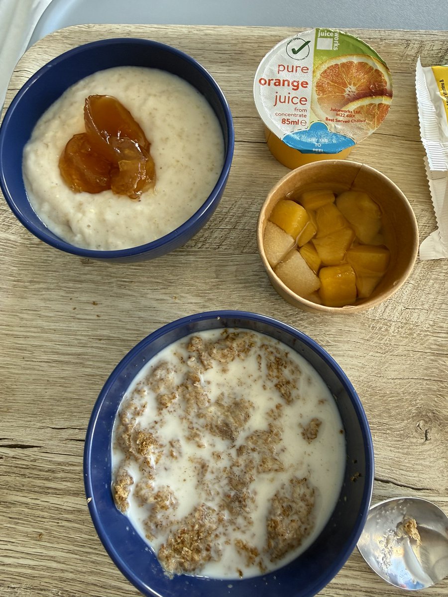 Tim (still totally unremarkable) tweet media