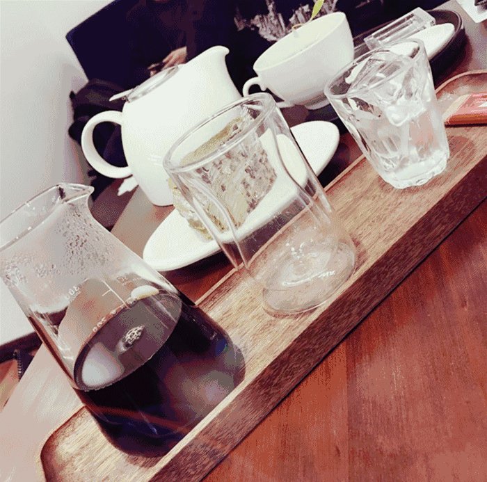 alexisreid tweet media