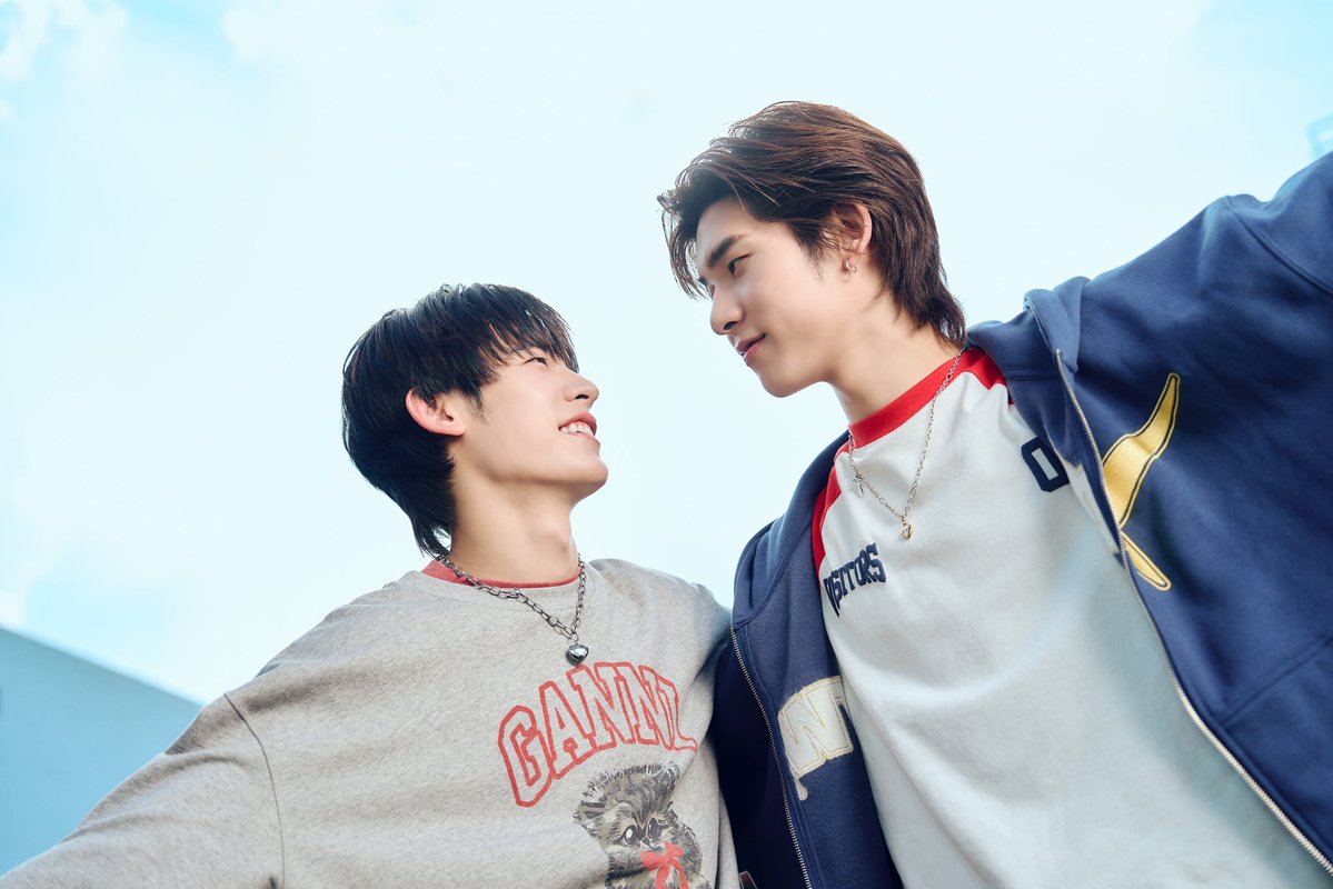 SECRET Styled tweet media