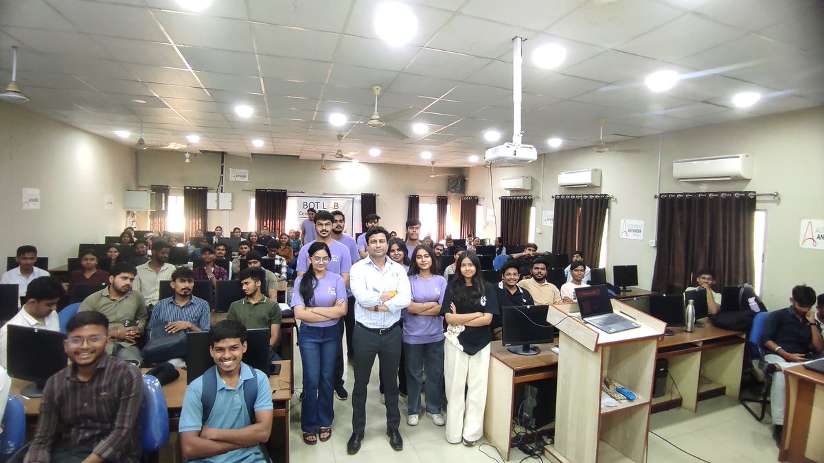 AWS Cloud Club SSTC tweet media