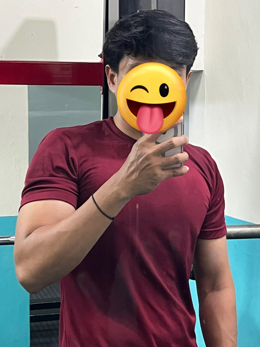 txsaverio tweet media