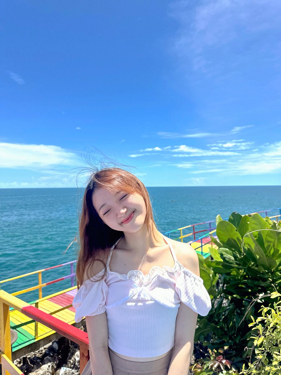 Aurellia tweet media