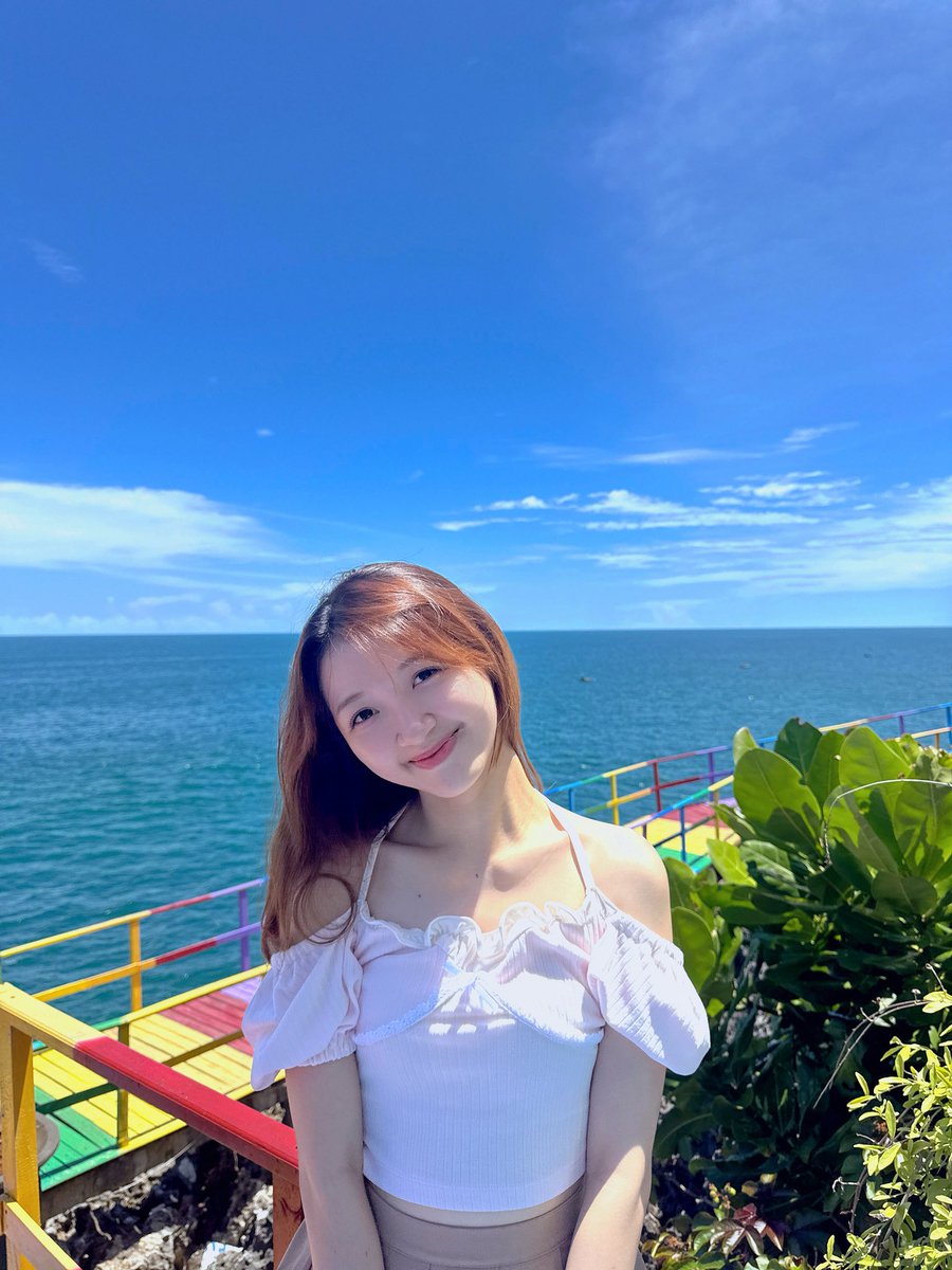 Aurellia tweet media