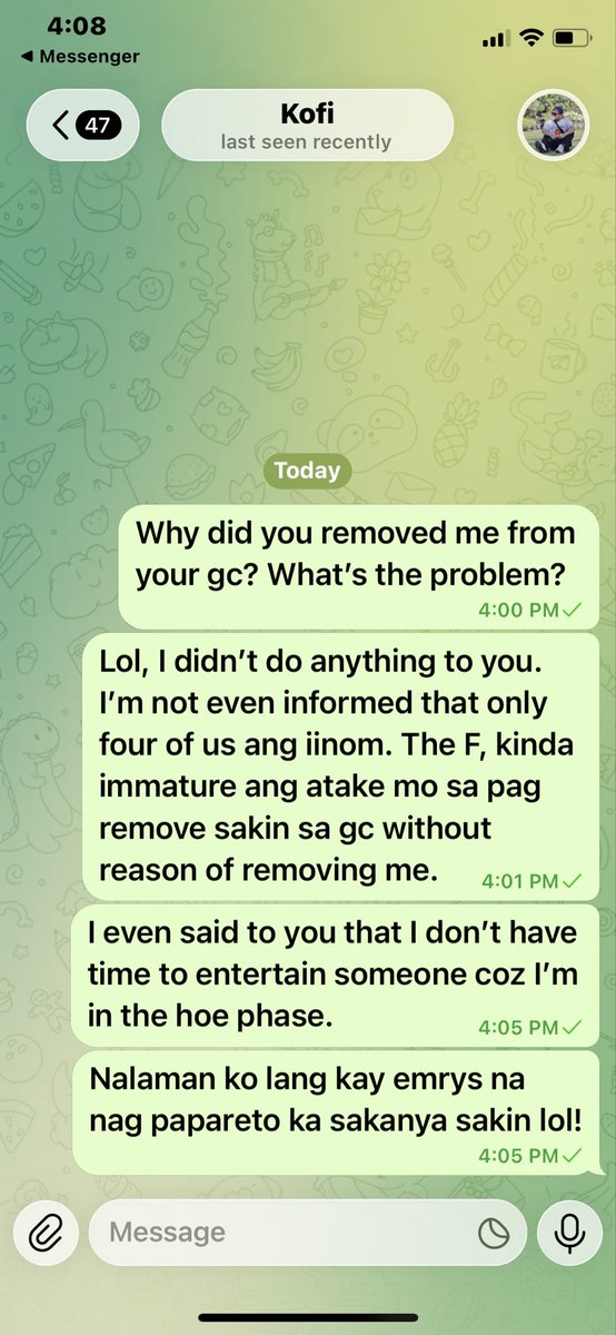 boi_eec's tweet photo. Exposing admin na teacher sa telegram. 

Dark picture: ss ng friend ko
Light picture: ss ko (binura niya convo namin).

Gosh you called yourself professional yet immature and you’re so full of yourself. 

I even explain to him na nasa HOE PHASE ako. https://t.co/brIZuc9UdS