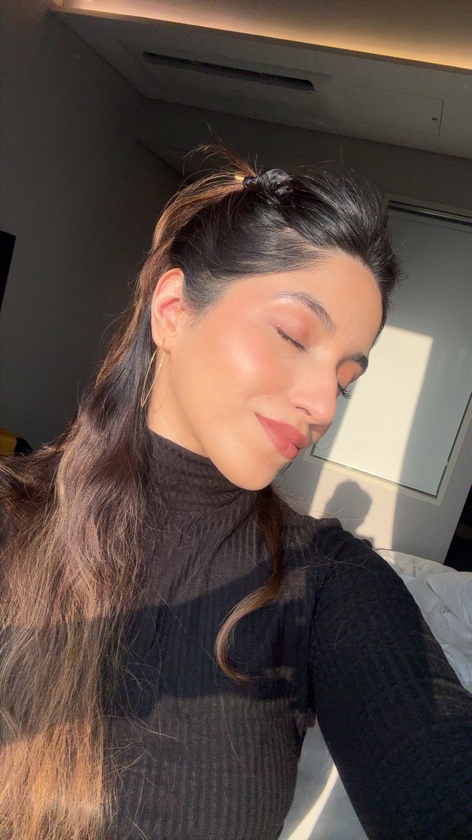 LIQUID flyado | Aditi🌸 tweet media