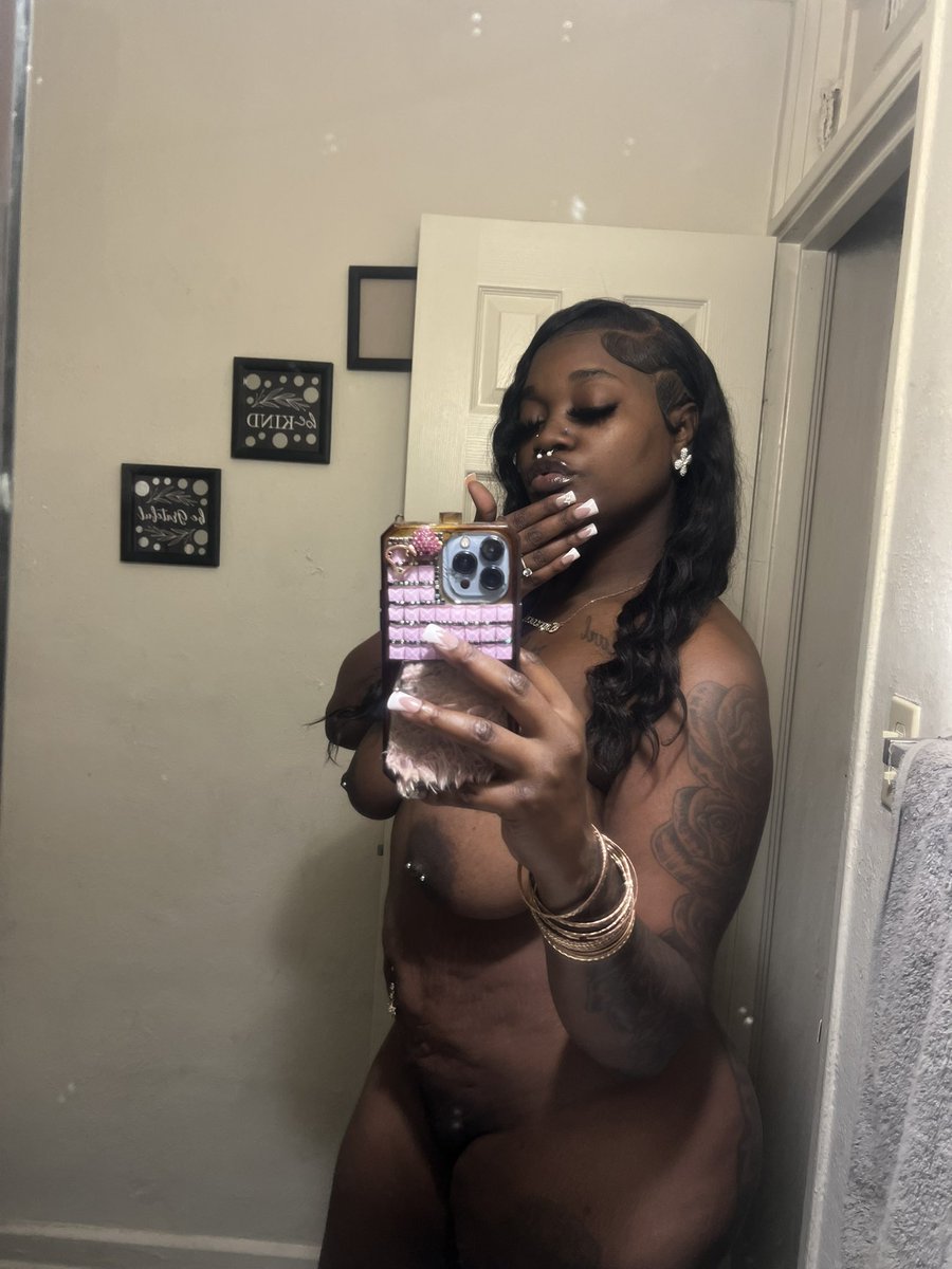 Shanell Shanell tweet media