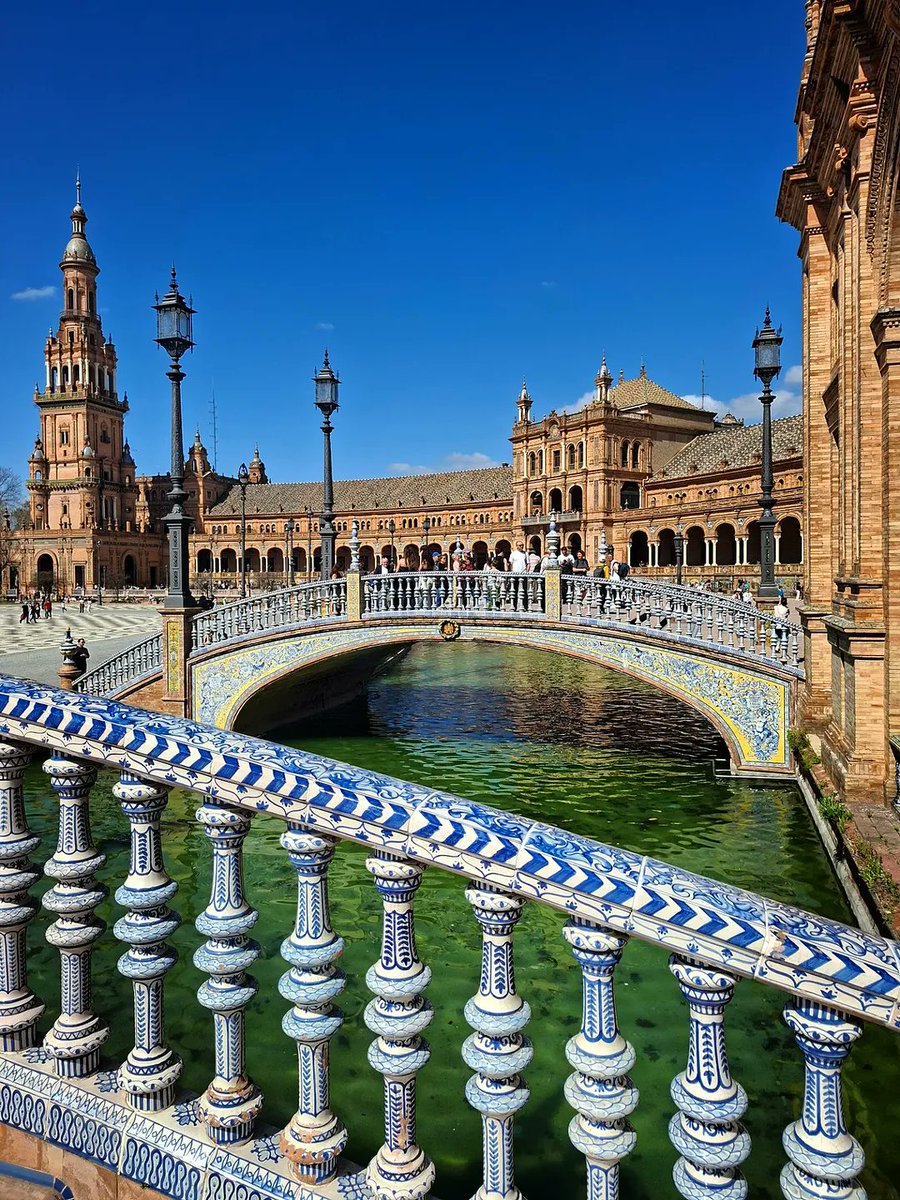 SeascapeNature's tweet photo. Seville, Spain 🇪🇸 https://t.co/HvqHfl6uks