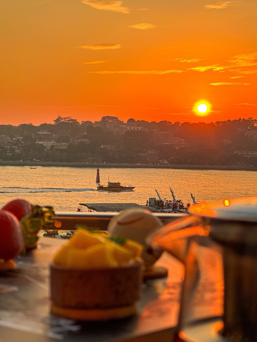 Caroline tweet media