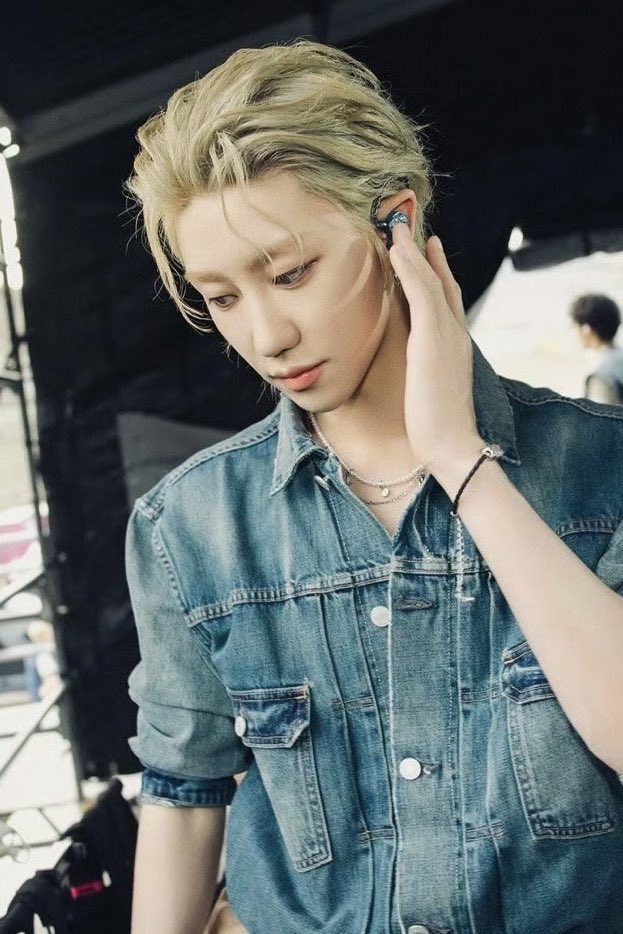 pastelmoon ✈︎ tweet media