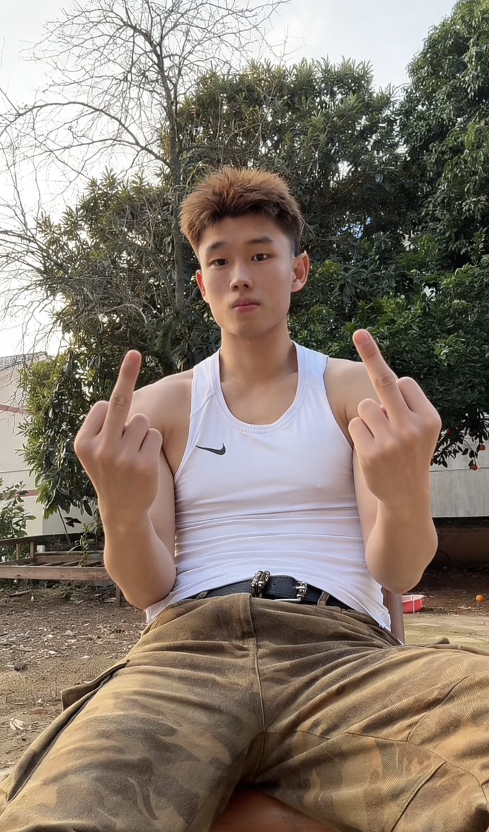 绯s（原3w粉被封 眼熟求互推） tweet media