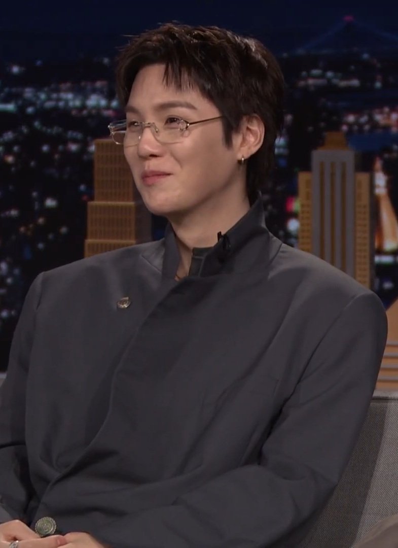 빛슈 tweet media
