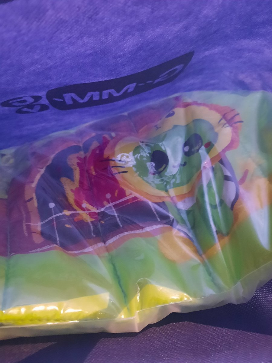 แมวฉ้ม ไม่ไหว tweet media