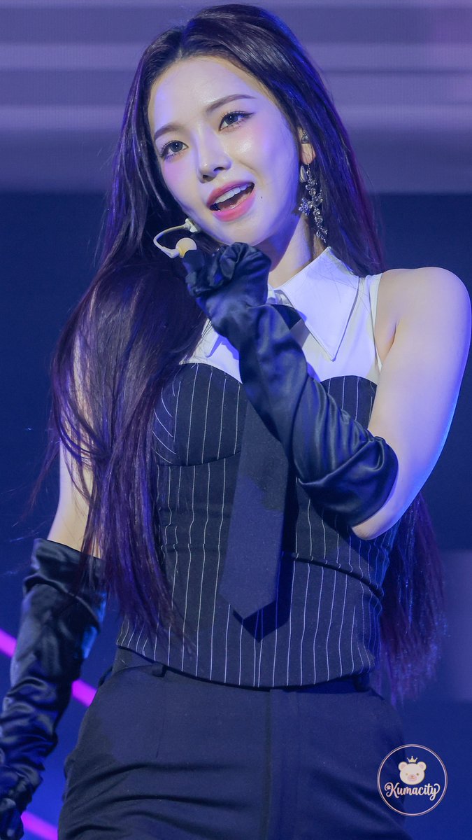 sugcrplum's tweet photo. 241115 aespa at 2024 TikTok Awards Korea

KARINA 카리나

HAPPY BIRTHDAY KARINA!

#카리나 #KARINA #AESPA https://t.co/HQVMCVsu18