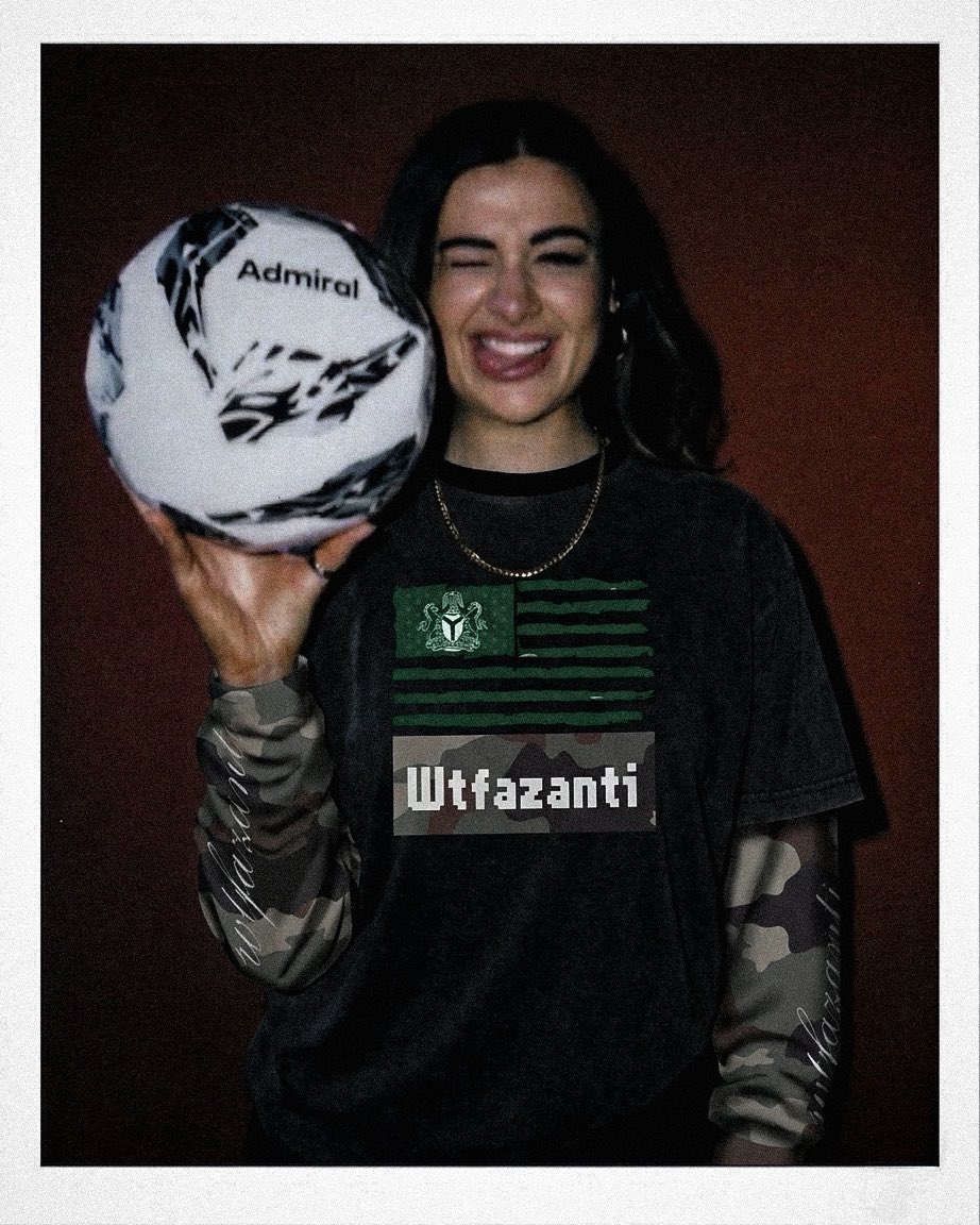 CANTFXNDSHAW tweet media