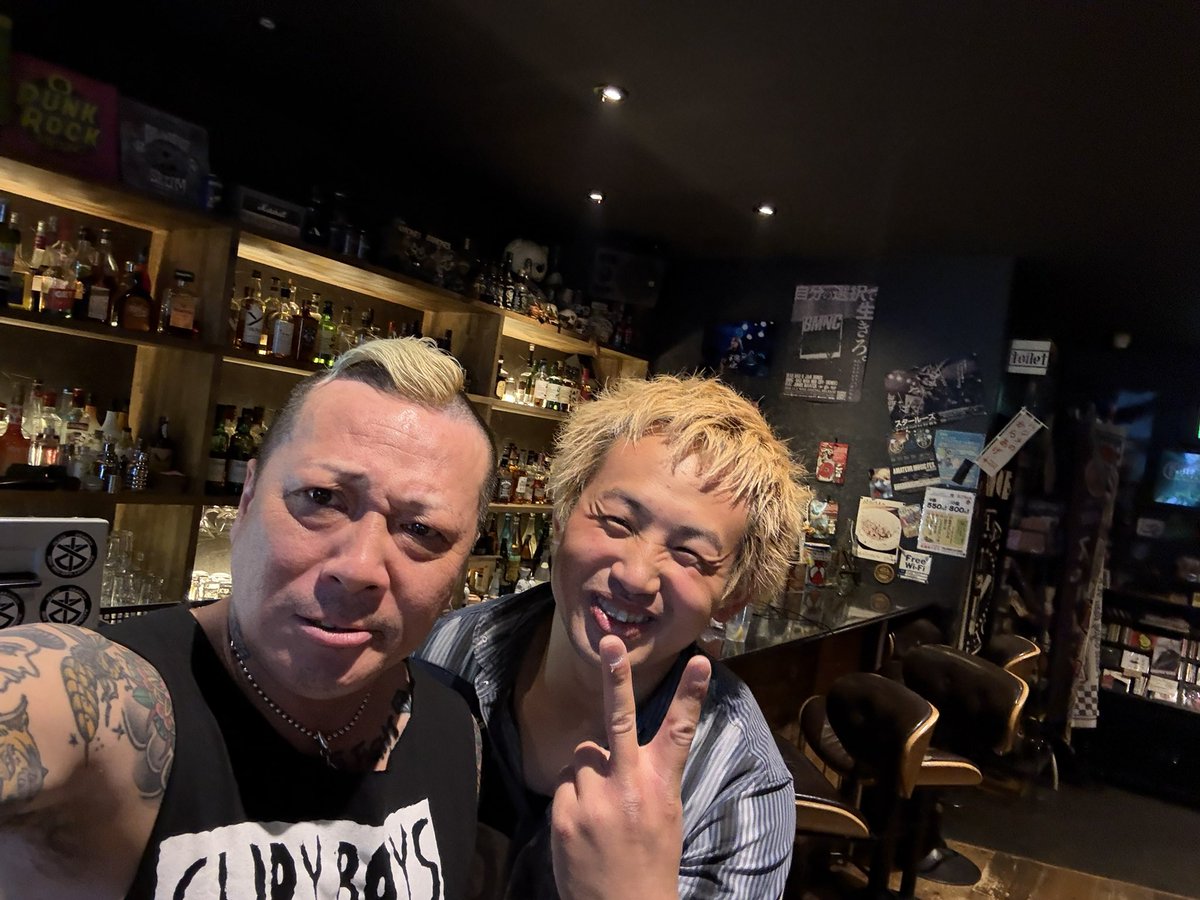 nobumasa809's tweet photo. ForteenValveさんとサポートできて良かったです‼︎
お疲れ様でした♪

ARISApre. BRUSHUP！ vol4
2026.3/25(wed)益田ALIVE

[出演]
RYO aka. GLORY BOYS(東京)
ナガミアリサ
DERINGER
FourteenValve https://t.co/NSHcVWaUxs