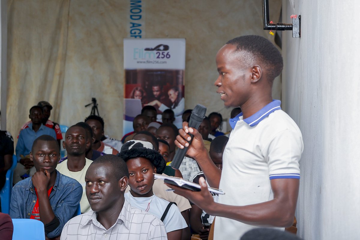 Film_256's tweet photo. Day 4/5 in Apac District: Before the monetization class, Eng. Susan Nakanwagi (@UCC_Official), Manager Projects & Partnerships, engaged youths on responsible, respectful communication in the community.

The 5-day training, supported by @MoICT_Ug, aims to extend the benefits of internet connectivity to underserved communities. @UCC_ED @Film_256
