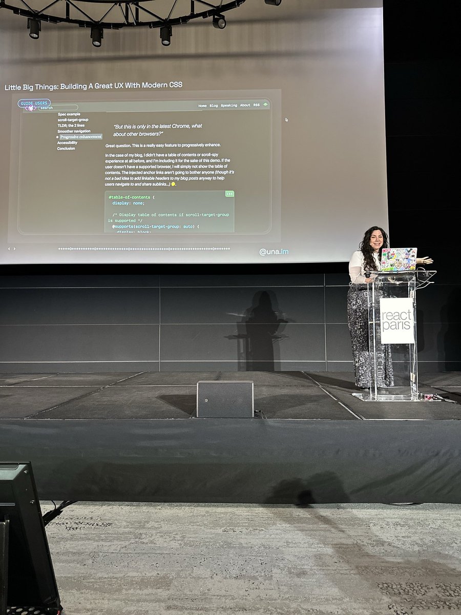 Sarah Dayan tweet media