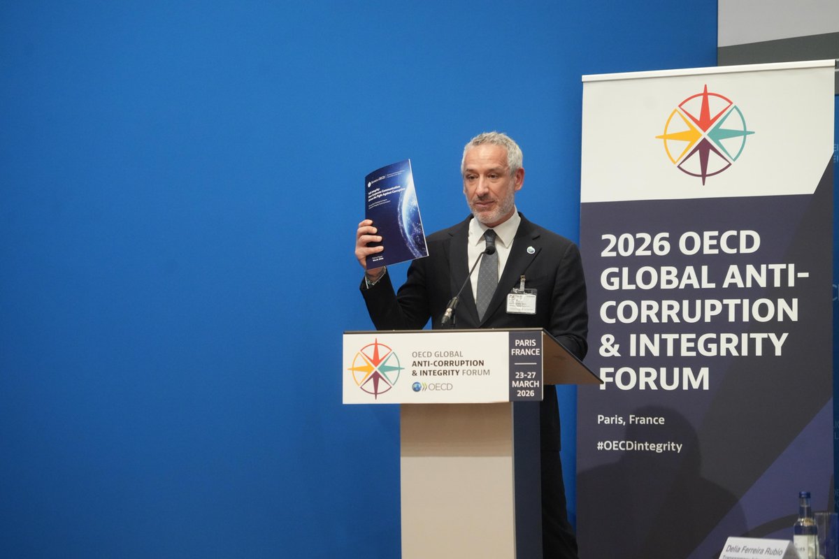 BusinessatOECD's tweet photo. ⚖️ Our Integrity & Anti-Corruption Committee Chair @Nallocca77 & our Executive Director Hanni Rosenbaum launched our new report "Talk Integrity: How Corporate Communication Drives the Fight Against Corruption" at the @OECD Anti-Corruption & Integrity Forum.

Companies including @iberdrola, @Novartis, @Deloitte, @Siemens_Energy, @Siemens, @panasonic, @Maersk, @saica_za, @YPFoficial, @RollsRoyce, @eni, @snam & more provided perspectives on integrity communication as part of governance architecture.

🔎 Read the report ➡️ https://t.co/MGIXapO5lE