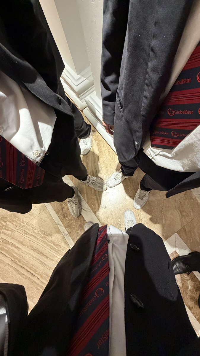 體育小生 tweet media