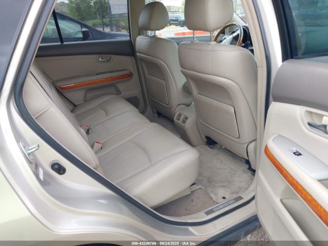 Millionaire tweet media