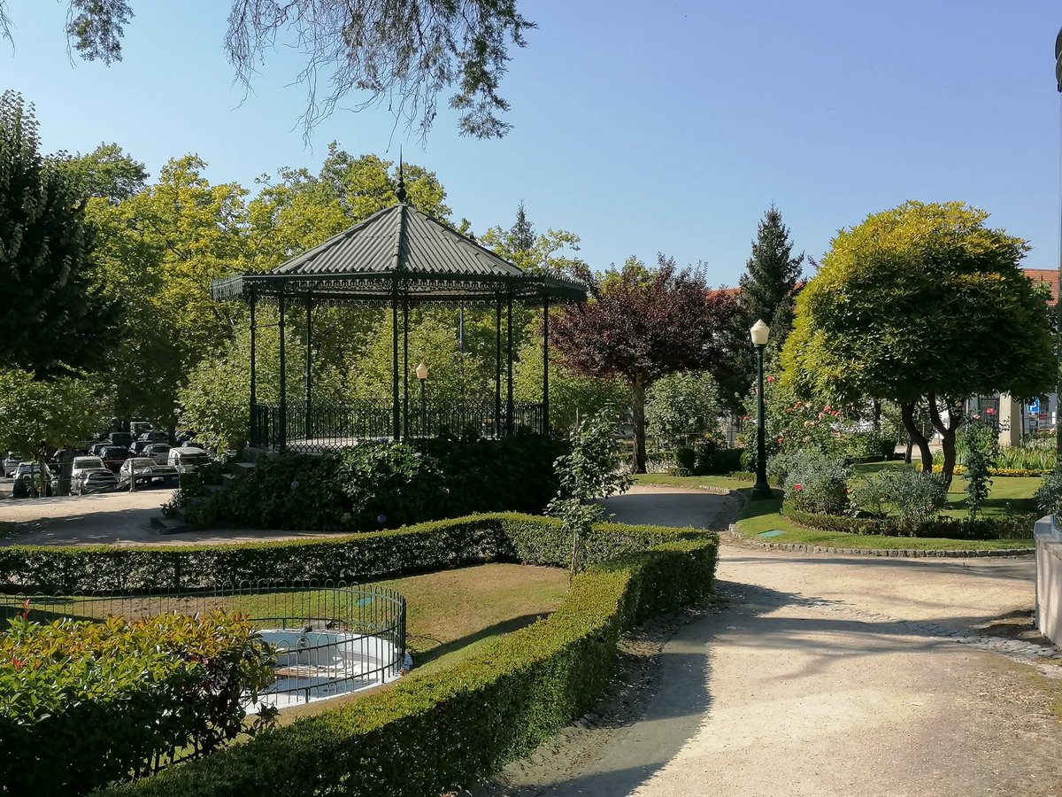 skymanuelima's tweet image. #Penafiel é uma cidade no norte do país, bastante próxima ao #Porto, situada em meio a montes, vales e serras, banhada pelos belíssimos #rios #Tâmega_e_Douro. É um dos concelhos do Norte que atrai maior número de turistas, tanto pela sua beleza natural, como pelo seu património.