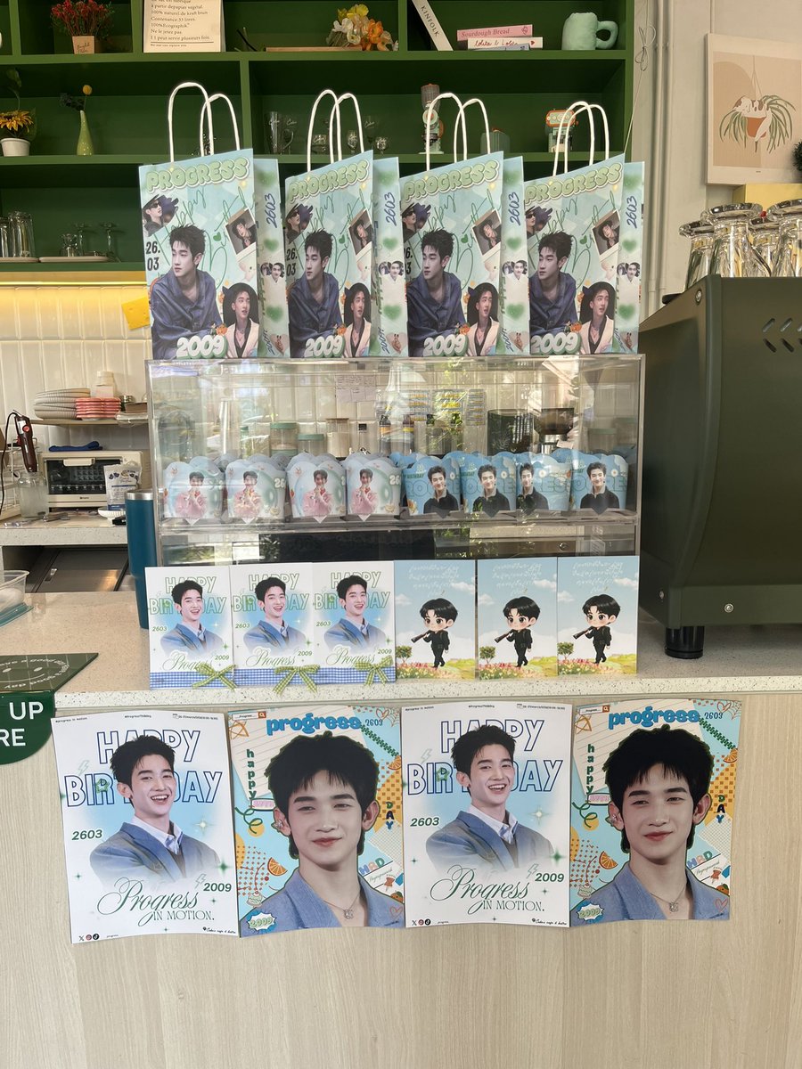 𝑷𝒓𝒐𝒈𝒓𝒆𝒔𝒔17𝒕𝒉 𝒃𝒊𝒓𝒕𝒉𝒅𝒂𝒚 𝒄𝒂𝒇𝒆 𝒑𝒓𝒐𝒋𝒆𝒄𝒕.♡︎
📍..𝐂𝐚𝐛𝐨's 𝐂𝐚𝐟𝐞&amp;𝐛𝐢𝐬𝐭𝐫𝐨 
📅𝐃𝐚𝐭𝐞.26-27 𝐦𝐚𝐫𝐜𝐡 2026
⏰️𝐓𝐢𝐦𝐞.10:00𝐀𝐦-19:00𝐏𝐌
#ProgressPassawish #17BdayProjectForProgress 
#Progress17thBday 
มากันเร็ววว ภภ 🌈🍊🎂💚