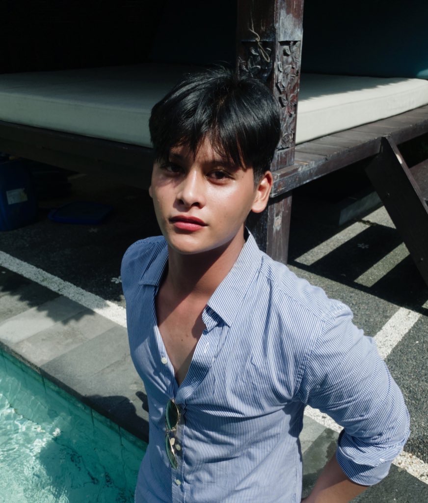 BUKAN BASE RATED tweet media