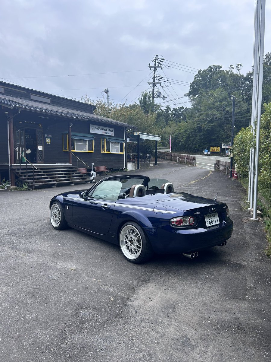 屋根開き　(EnthusiastCafe307の中の人） tweet media