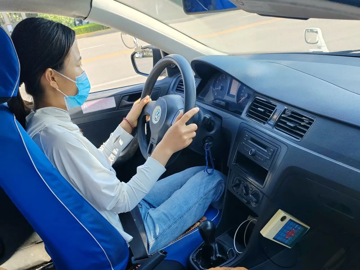 aksinya bakhilina tweet media