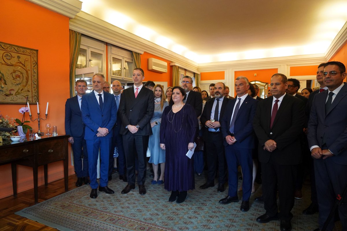 PribicevicU's tweet image. 👉Na prijemu povodom #IndependenceDay u rezidenciji ambasadorke #Greece Nj.E. Marije Levanti! 🇷🇸🤝🇬🇷

Χρόνια πολλά Έλληνες! 🇬🇷

#Srbija #ΕΛΛΑΔΑ #25Μαρτίου