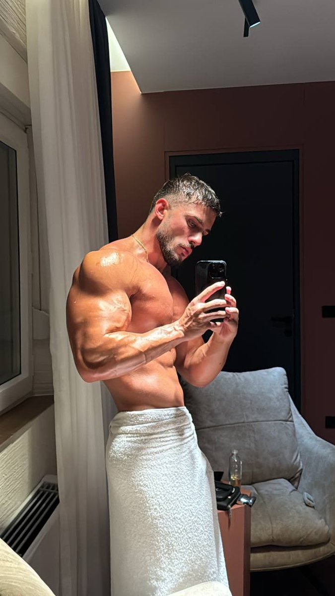 Tamedguys tweet media