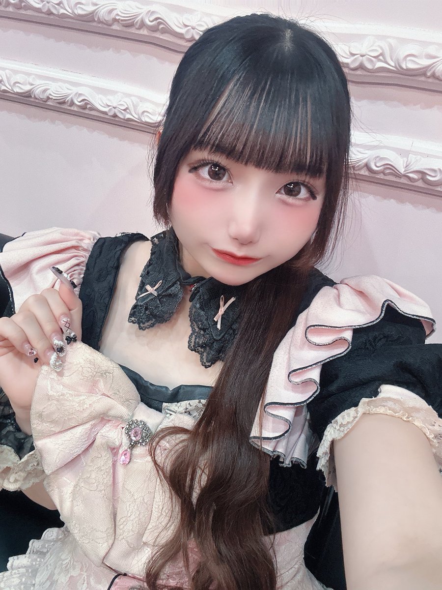 くろ制服ラスト🖤🩷