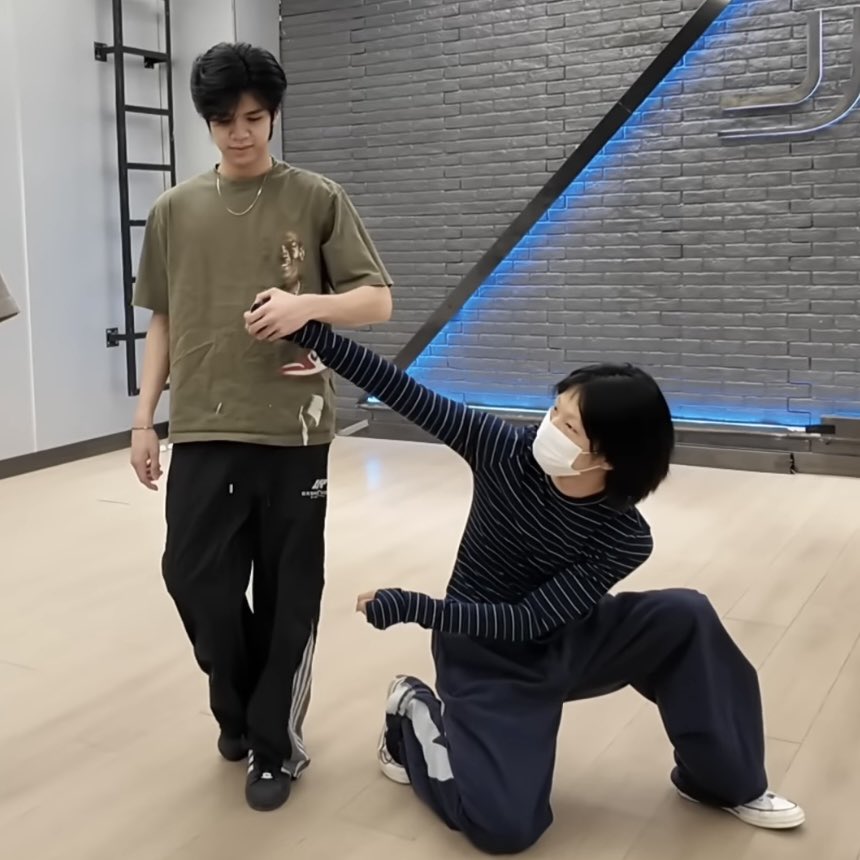 kimiบรื๋อย์ ´ᯅ` tweet media