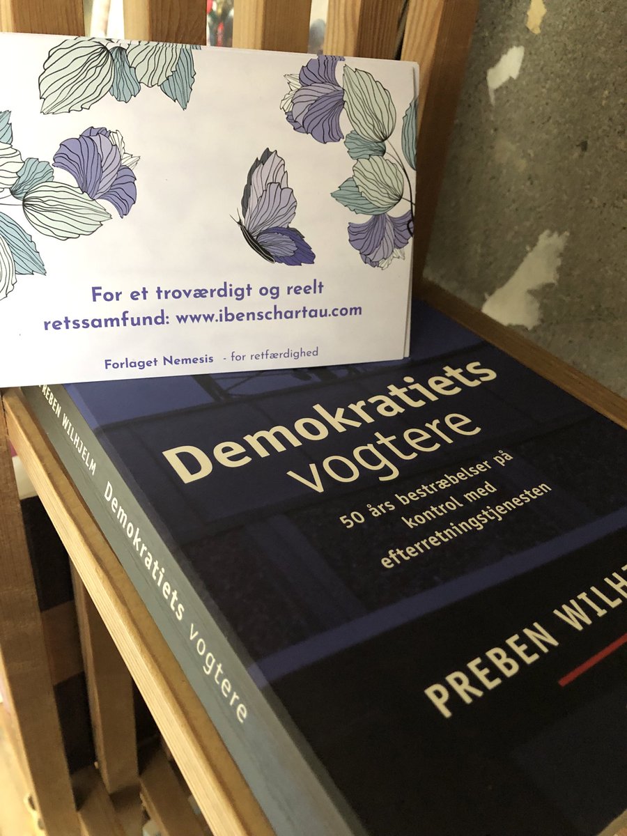 IbenSchartau's tweet image. Hvordan kan en #stasi #celle se ud, din #tanke?:
Når man er hjemme - er man på arbejde.. og når man er på arbejde er man hjemme
 - der kan være et fast crew… og der kan skiftes ud … #ligne #ligne #poker #miine 

Man er rent faktisk hjemme, når man er hjemme, og modtager