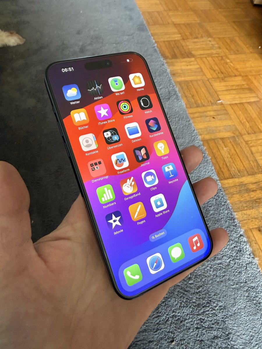 #WeAlliPhoneFamily tweet media