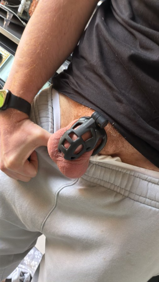 italian23atm (8K) tweet media