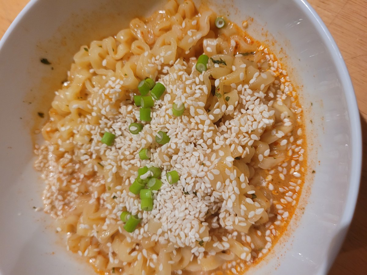 Deschy (know) 🐑 🧀 tweet media