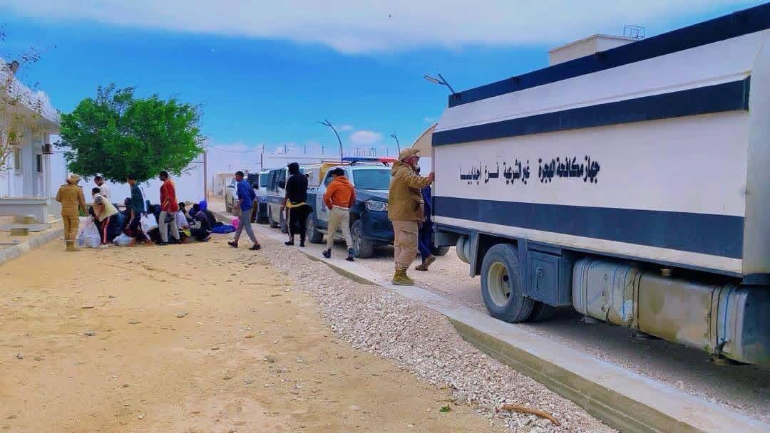 الساعة 24 tweet media