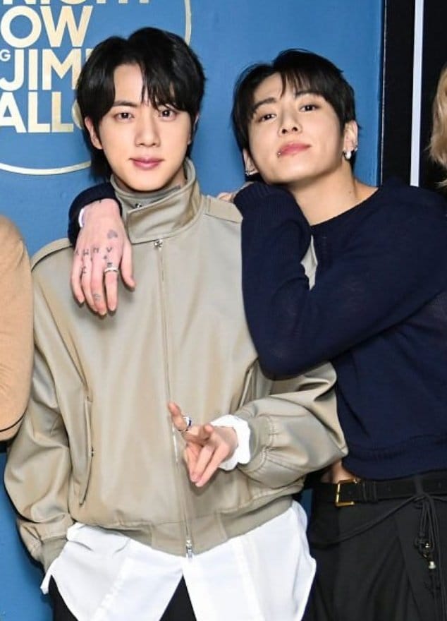 🪭 Bill ⦿ ☰ ☲ tweet media