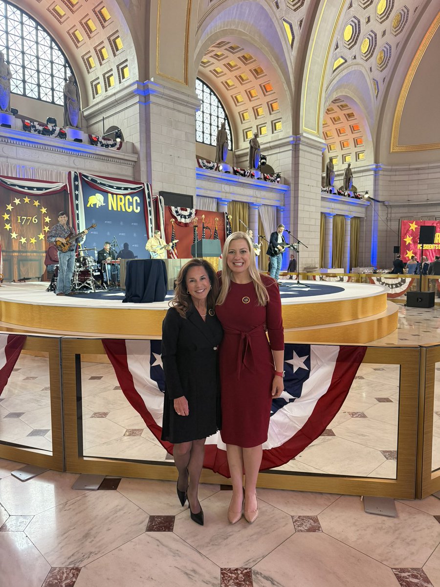 Jessica Hart Steinmann tweet media