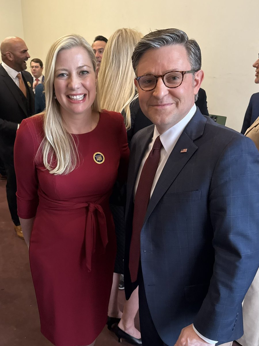 Jessica Hart Steinmann tweet media