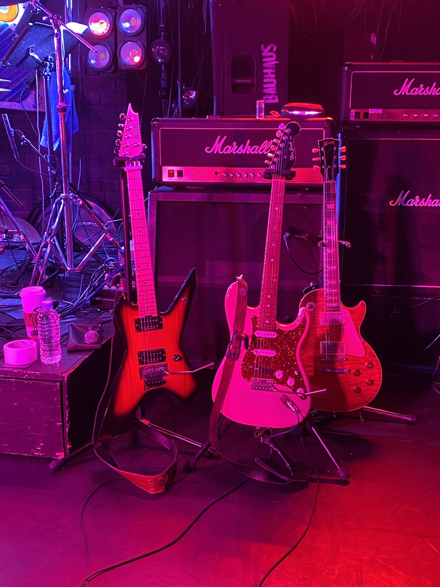 Ovaltone tweet media