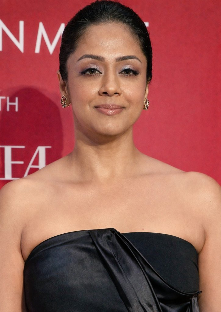 Facecard tweet media