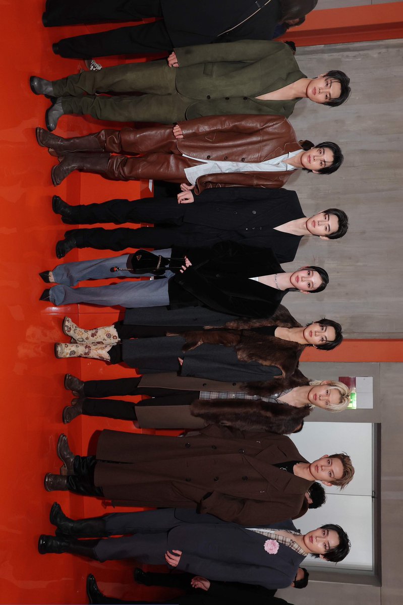 Lyraen Nyx. tweet media