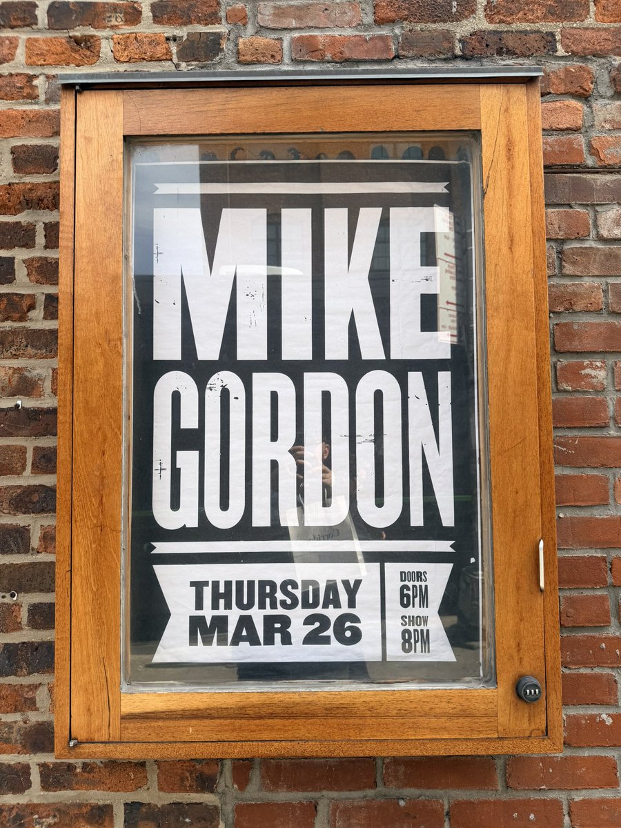 Mike Gordon tweet media