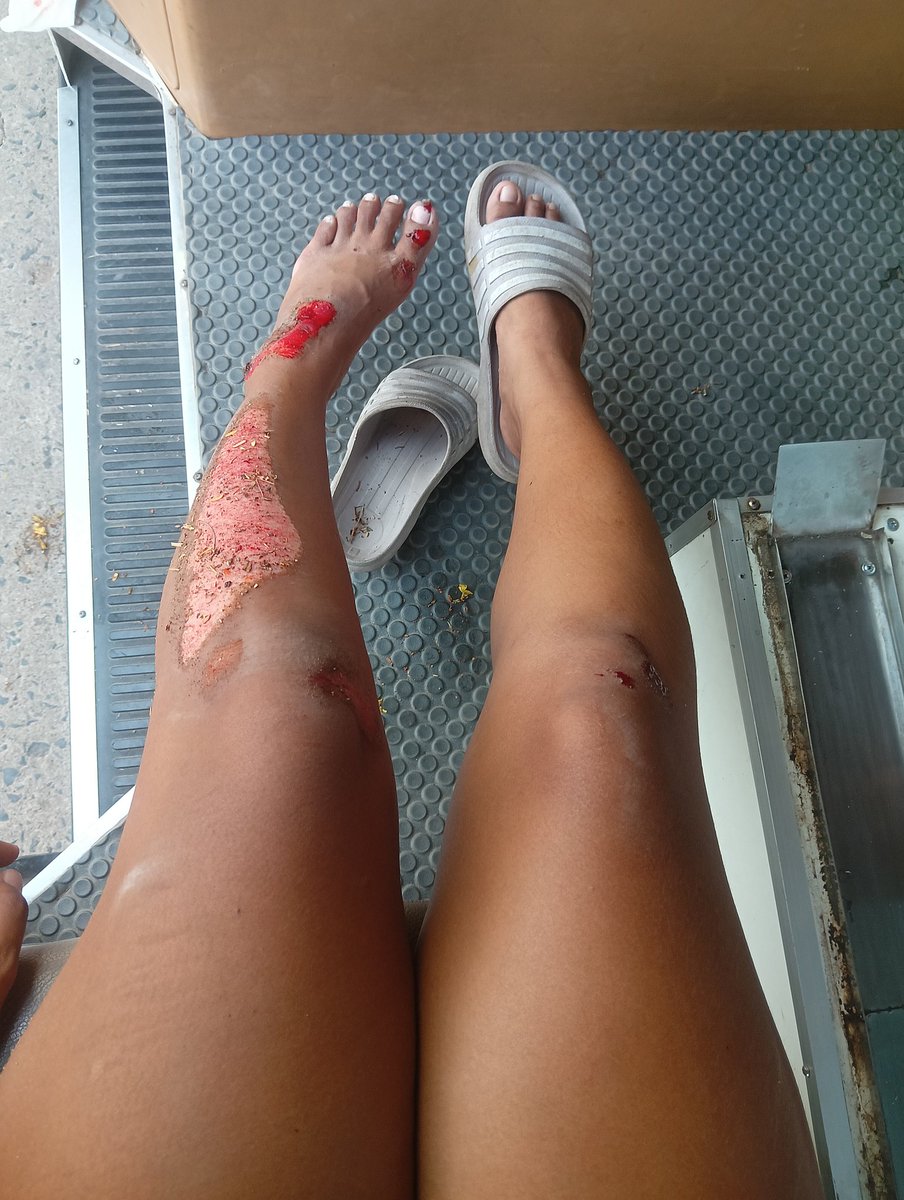 พลอย นะเนี้ย tweet media